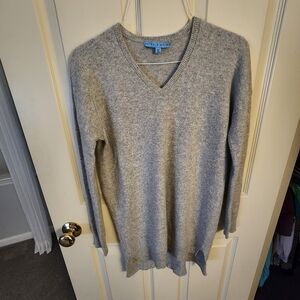 CASHMERE SWEATER
